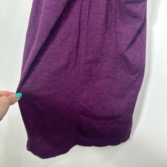 Lululemon Swiftly Tech Purple razorback tank top size 6 - Picture 7 of 8